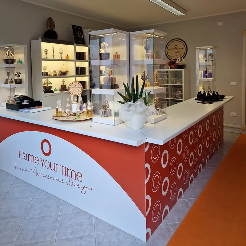 Showroom-Frame-Your-Time